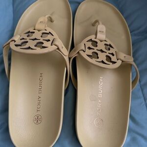 NWOT Tory Burch Women’s Miller Cloud Light Yellow Sandals